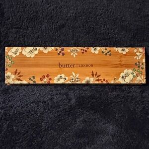 butter LONDON Floral Design Eyeshadow Palette